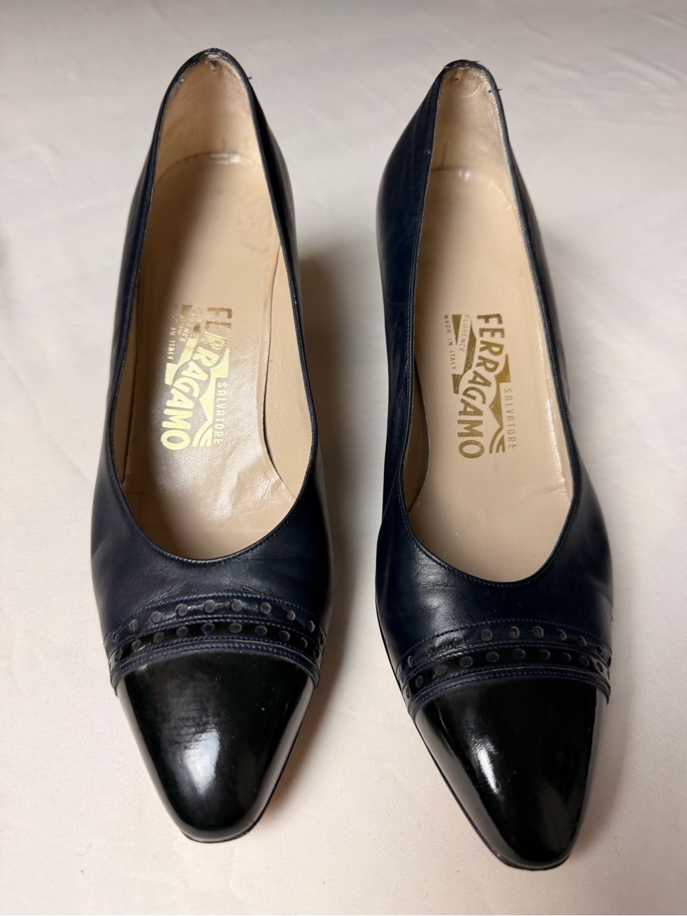 Vintage  Ferragamo Navy and Black Leather Pointed Toe Pumps size 10B